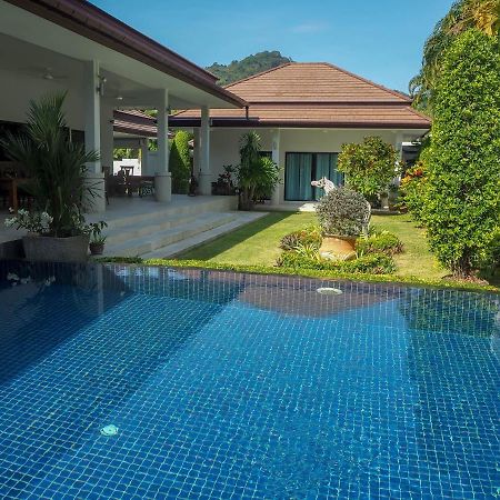 Spacious 4 Bedrooms Private Pool Villa In Phuket Rawai Exterior photo