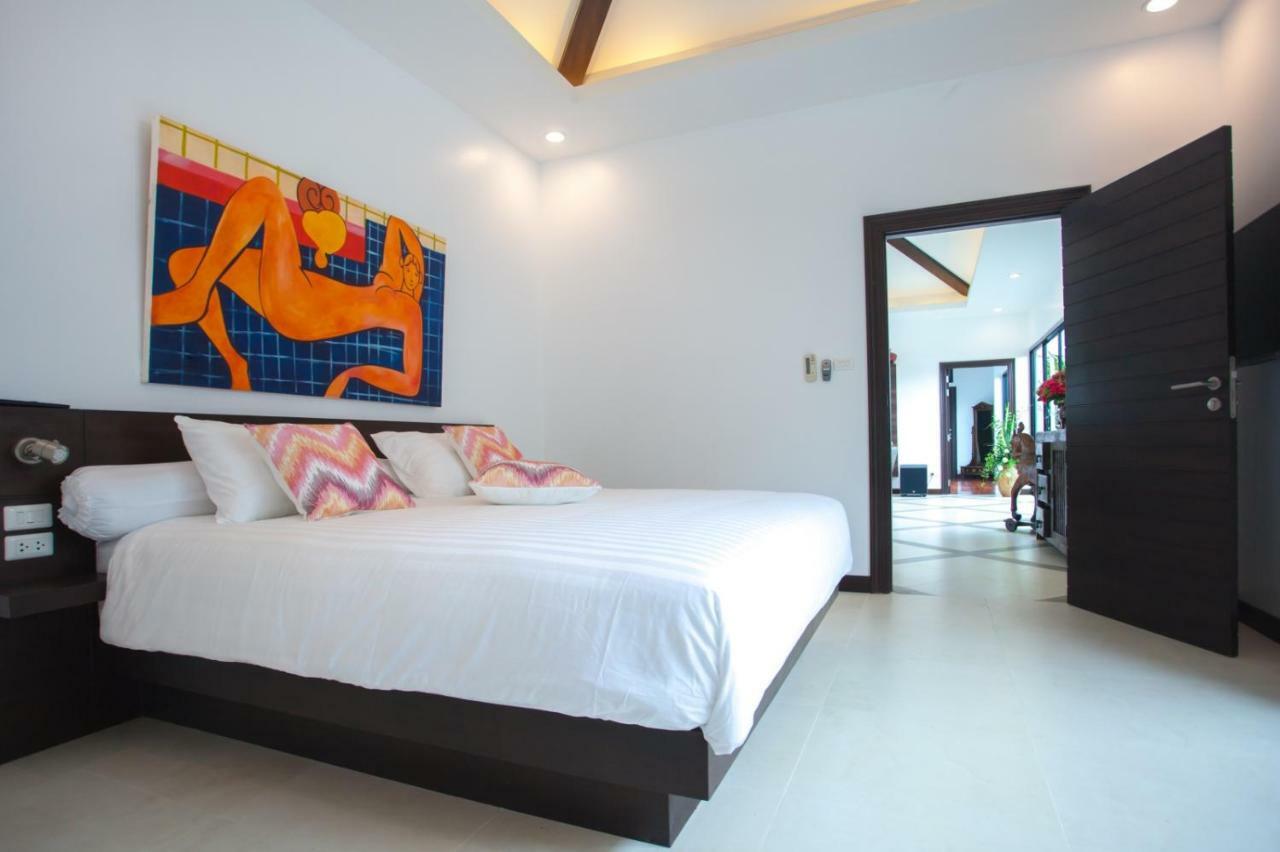 Spacious 4 Bedrooms Private Pool Villa In Phuket Rawai Exterior photo