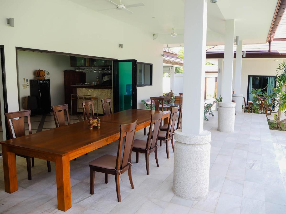 Spacious 4 Bedrooms Private Pool Villa In Phuket Rawai Exterior photo