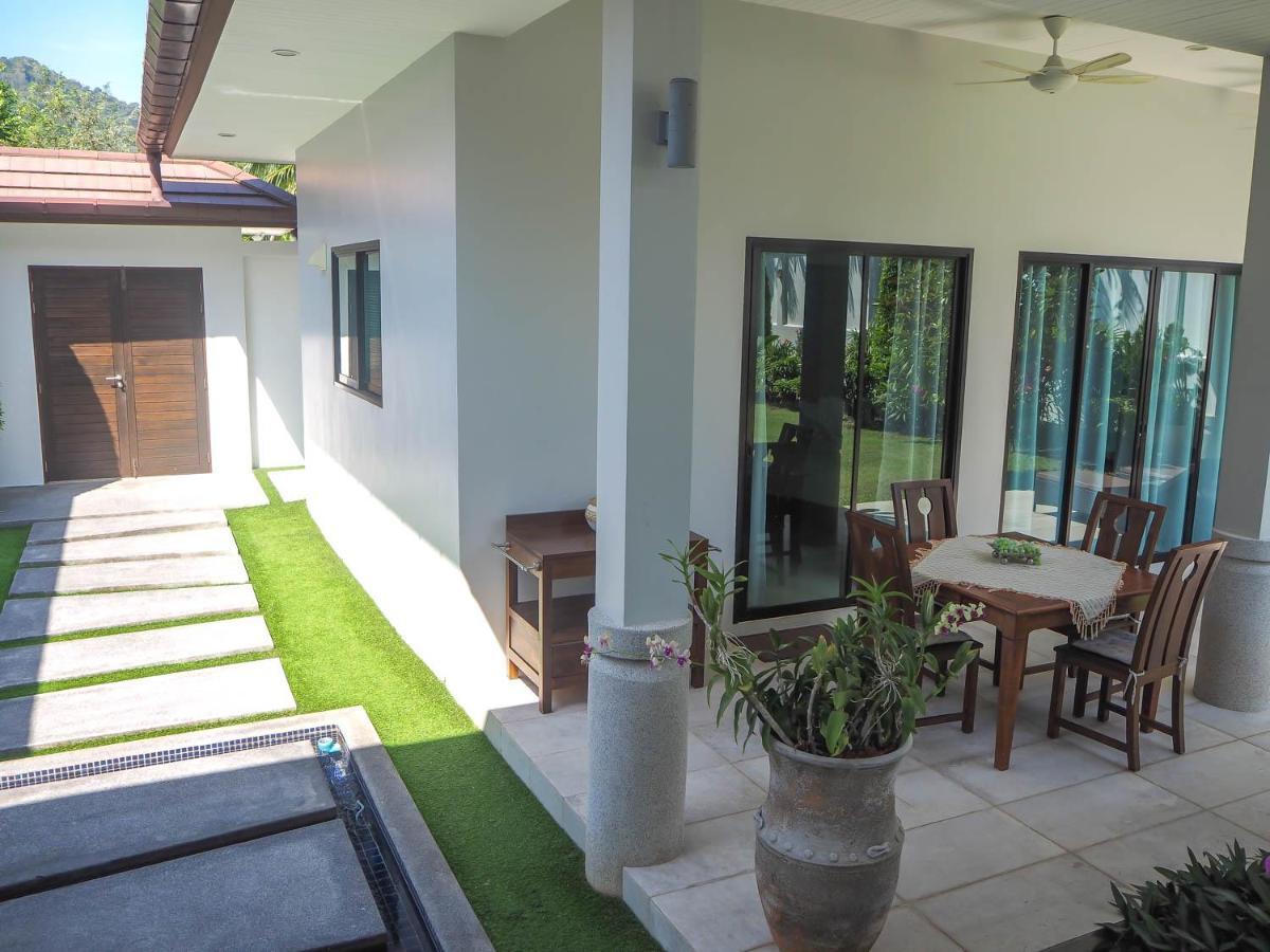 Spacious 4 Bedrooms Private Pool Villa In Phuket Rawai Exterior photo