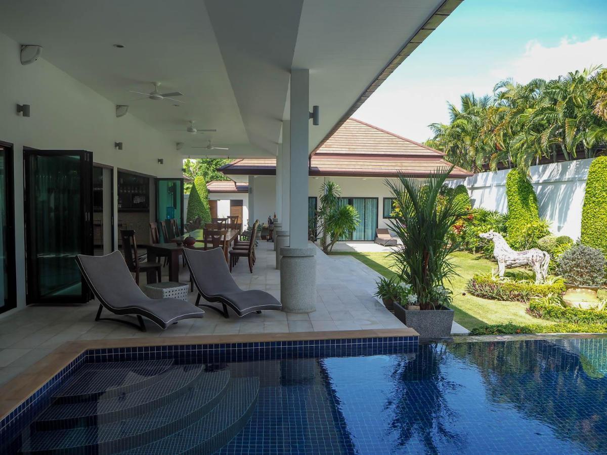 Spacious 4 Bedrooms Private Pool Villa In Phuket Rawai Exterior photo